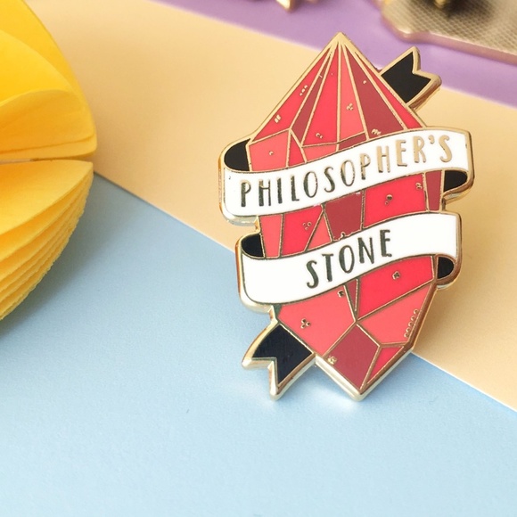 Philosopher's Stone Harry Potter lapel pin brooch - Picture 1 of 7